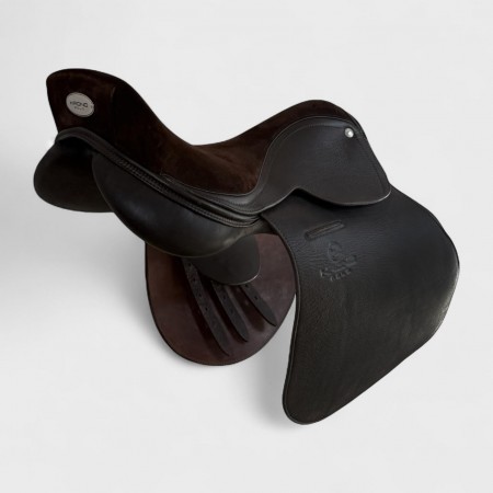 Two Tone Saddle