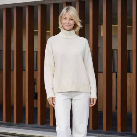 Cashmere Turtle Neck Sweater Light Beige