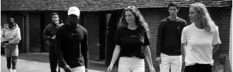 HOW TO CHOOSE YOUR BASELAYER SIZE HOW TO CHOOSE YOUR BASELAYER SIZE